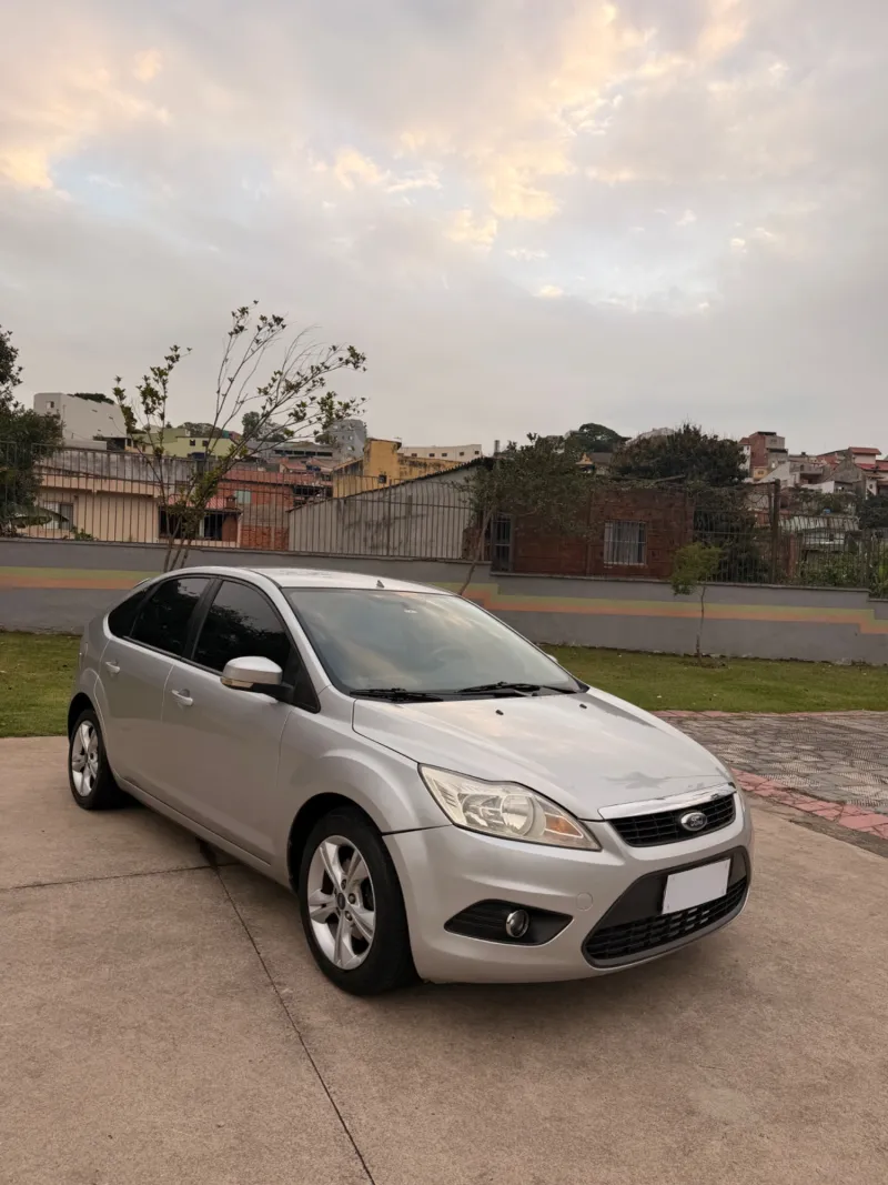 Ford Focus HC 2010/2011